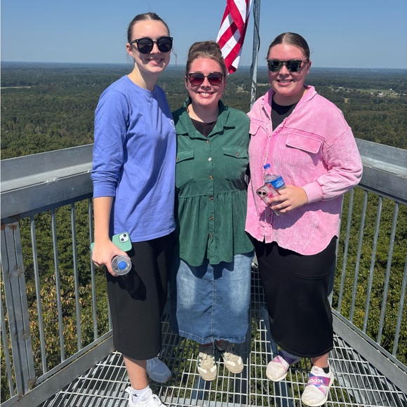 • meet me • - Picture 2 of 2